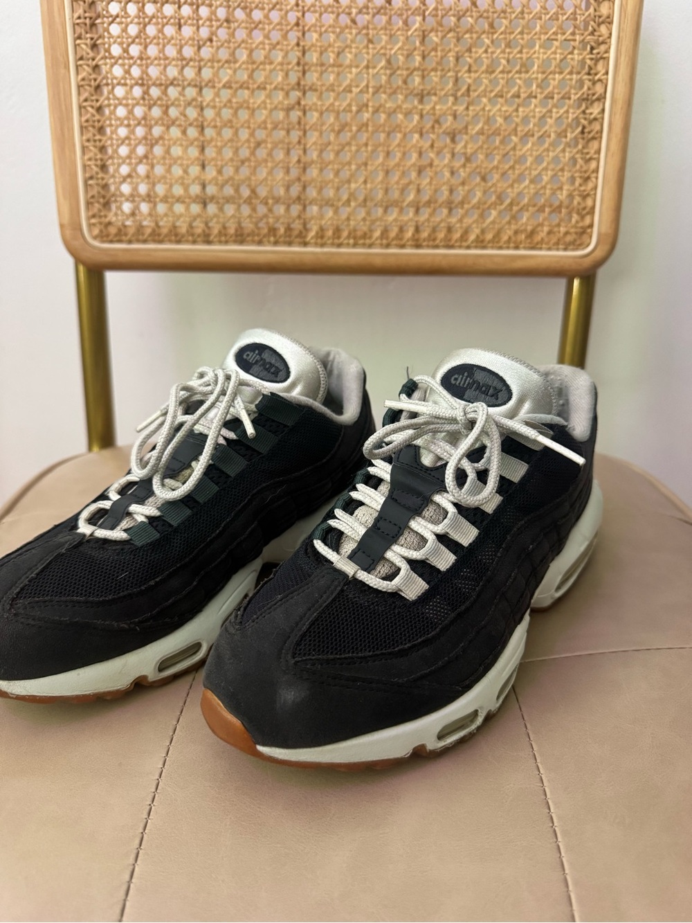 Nike Air Max 95 women’s - black and white